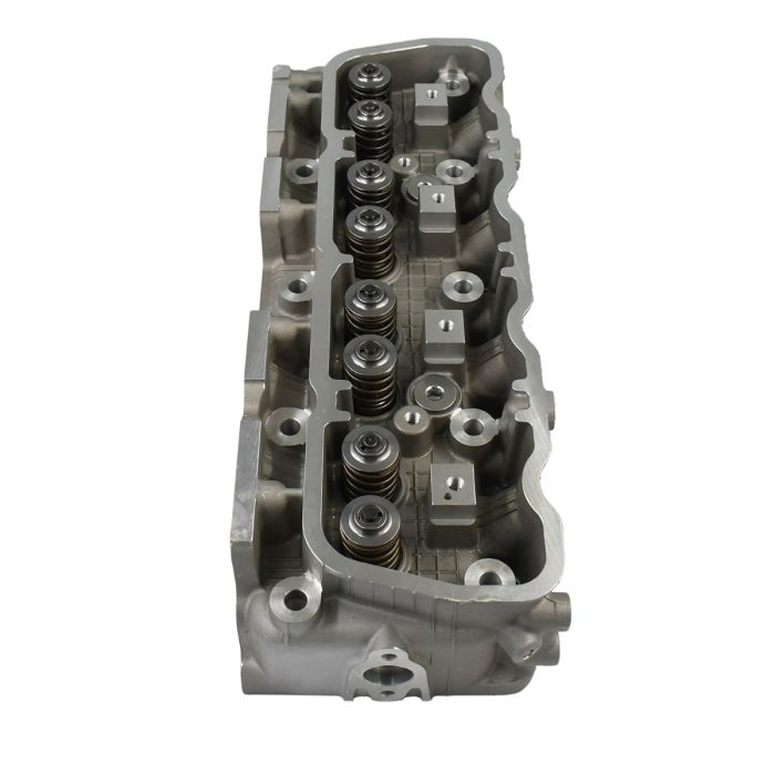 Cylinder Head 11040-FY501 For Nissan main product photo