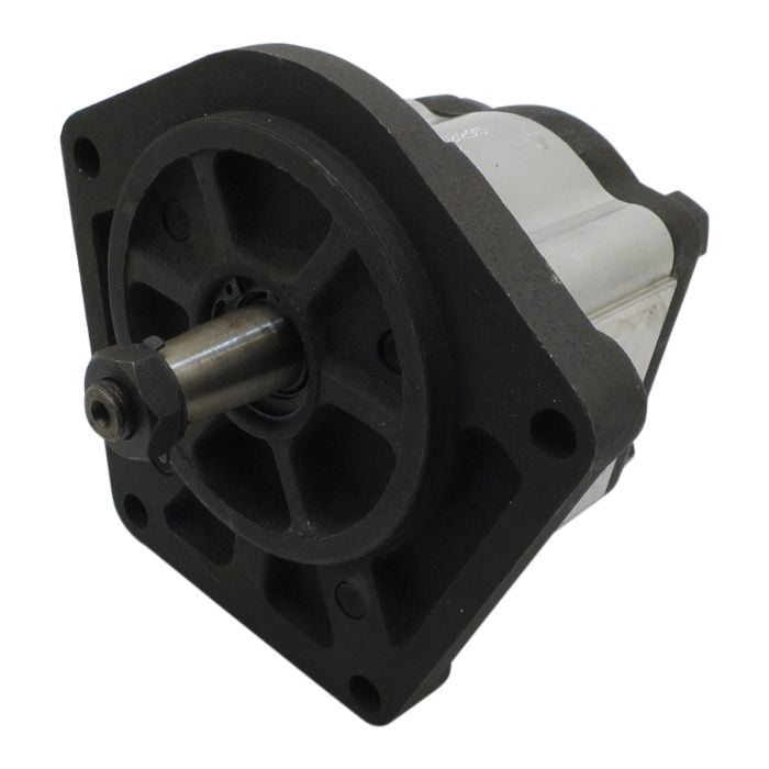 Hydraulic Pump 704330R95 For Case IH main product photo