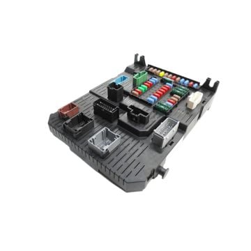 Fuse Box VOE14683175 For Volvo