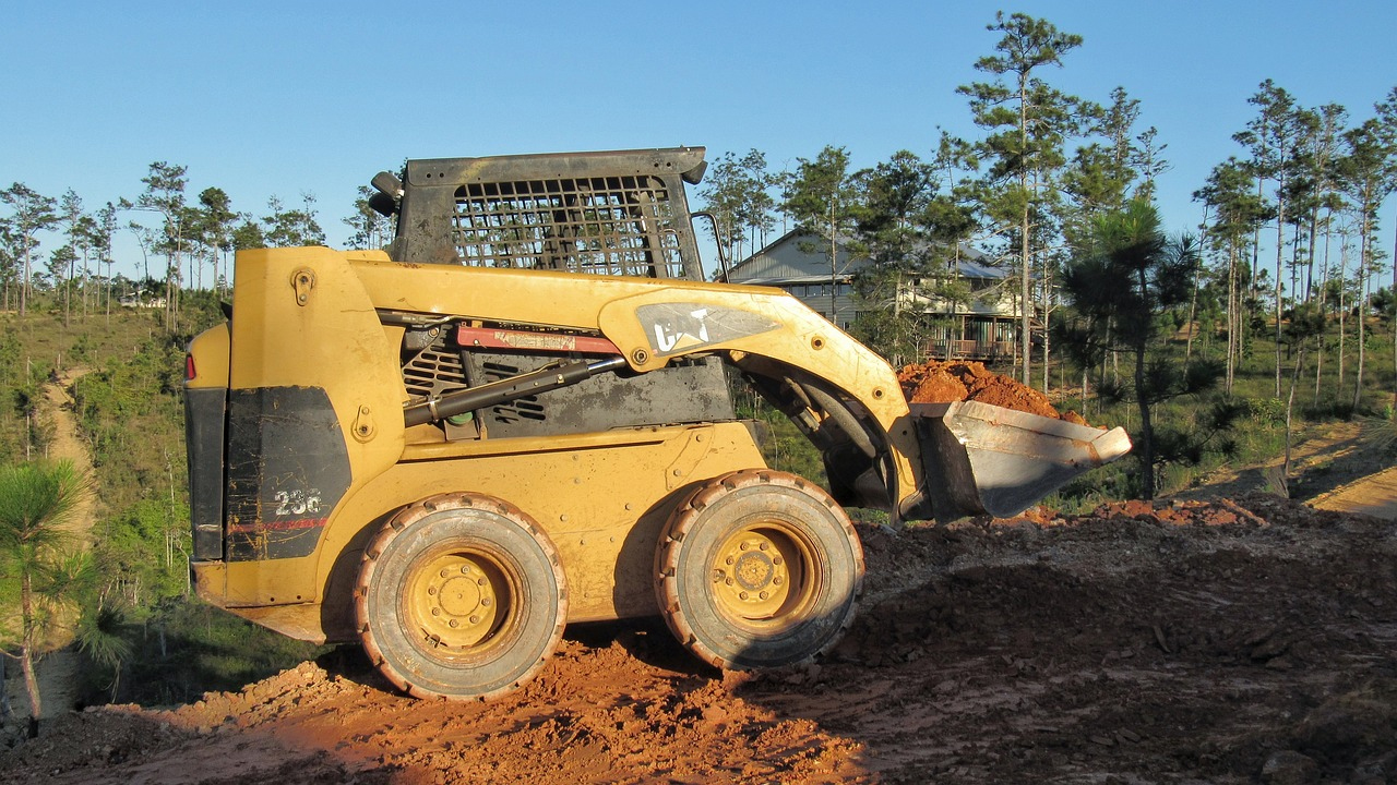 Bobcat T76 vs T770: A Comprehensive Comparison of Two Top-Performing Skid Steers