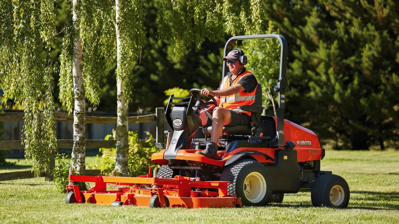 Why Kubota Diesel Zero Turn Mowers Are Worth Every Penny [2025 Guide]